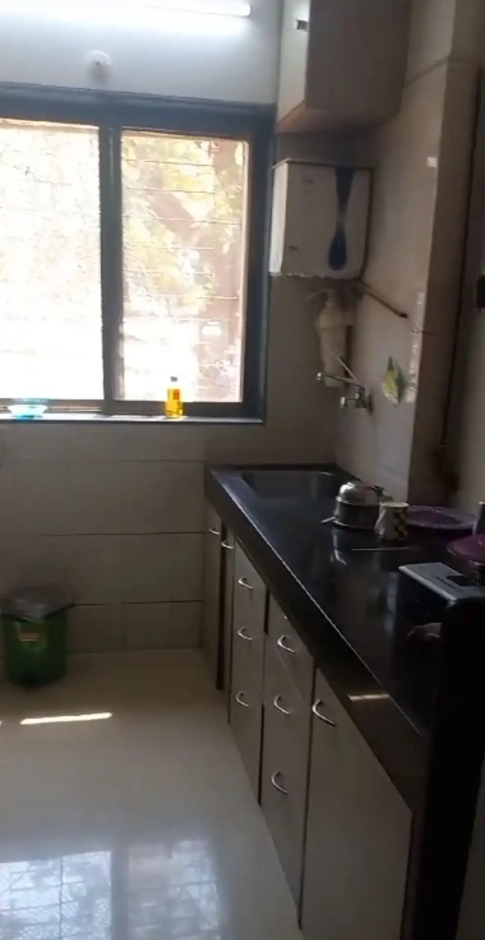 1 BHK Flat for Rent in Acme Complex, Goregaon West