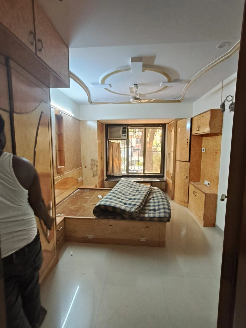 3 BHK Flat for Rent in Shree Krishna Heights, Malad East