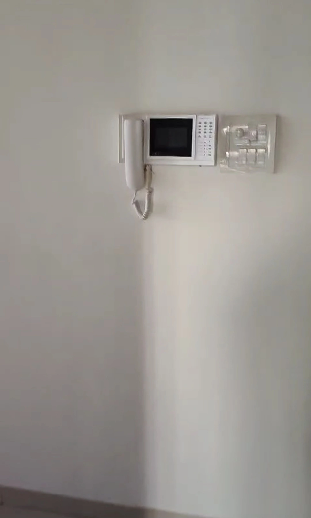 2.5 BHK Flat for Rent in Anmol Fortune Tower, Goregaon West
