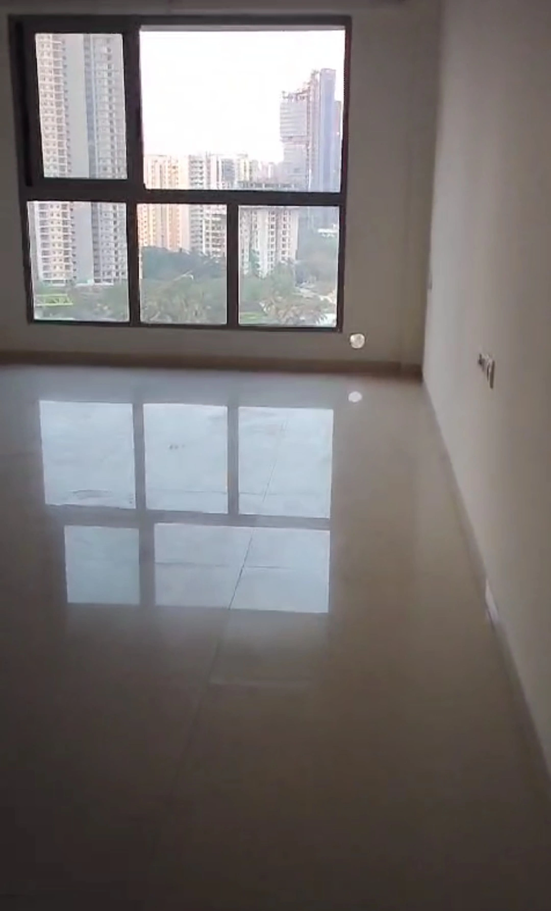2.5 BHK Flat for Rent in Anmol Fortune Tower, Goregaon West