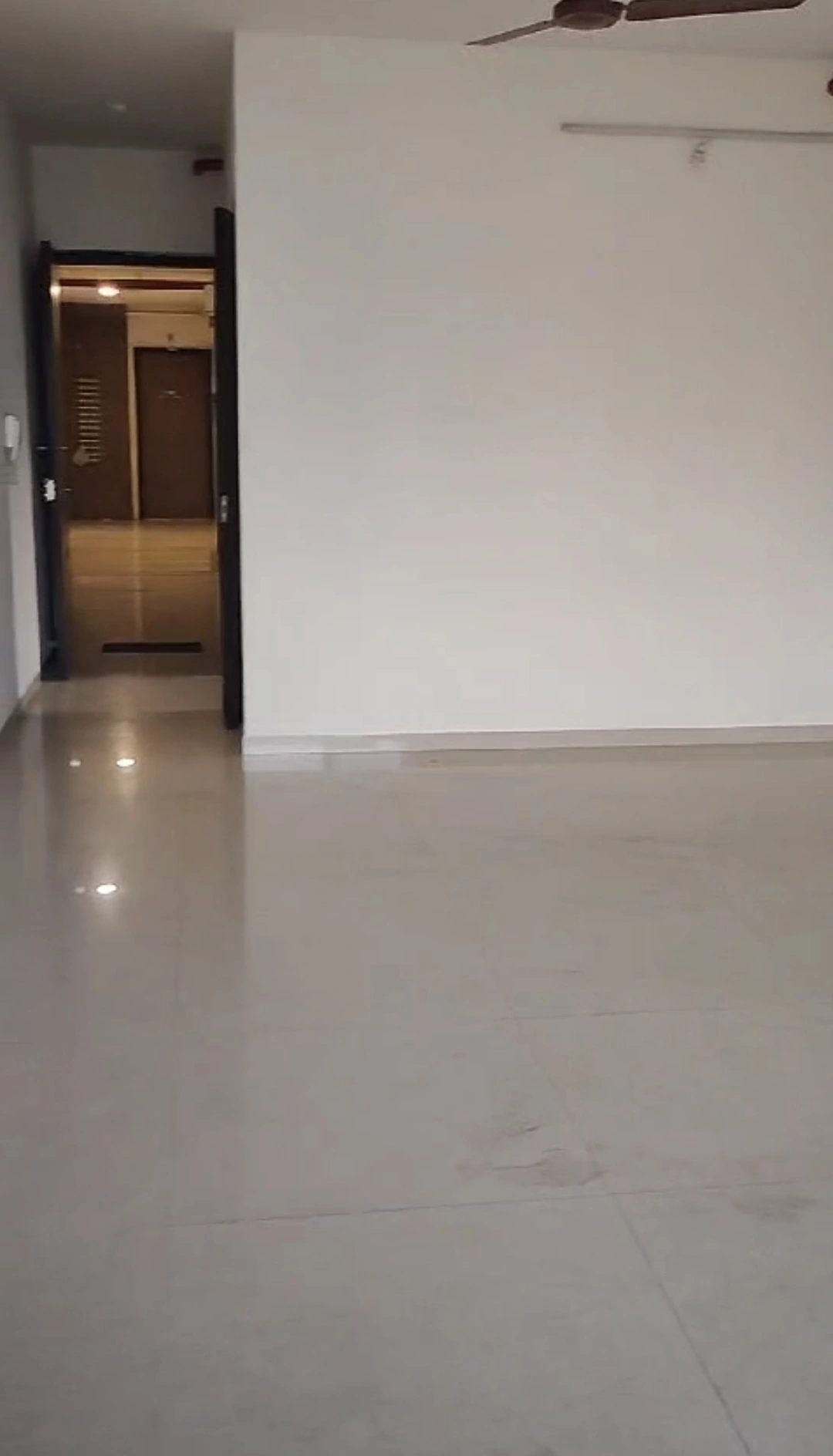 2.5 BHK Flat for Rent in Anmol Fortune Tower, Goregaon West