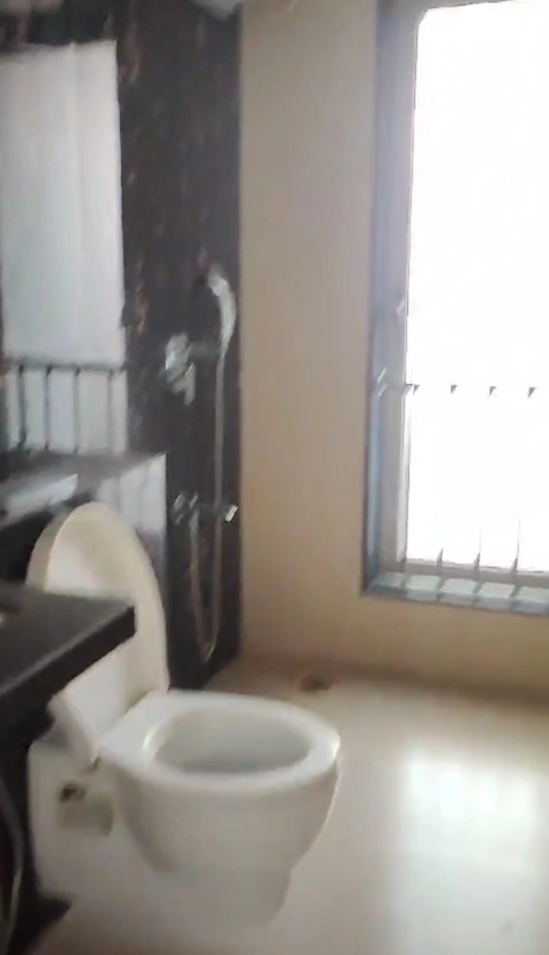 2.5 BHK Flat for Rent in Anmol Fortune Tower, Goregaon West