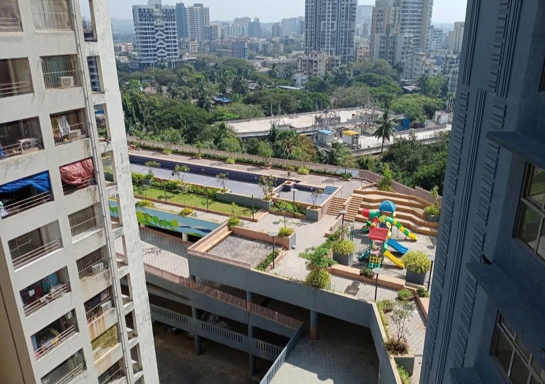 2.5 BHK Flat for Rent in Anmol Fortune Tower, Goregaon West