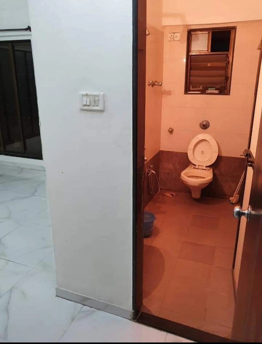 2 BHK Flat for Rent in Rohit Tower, Malad West