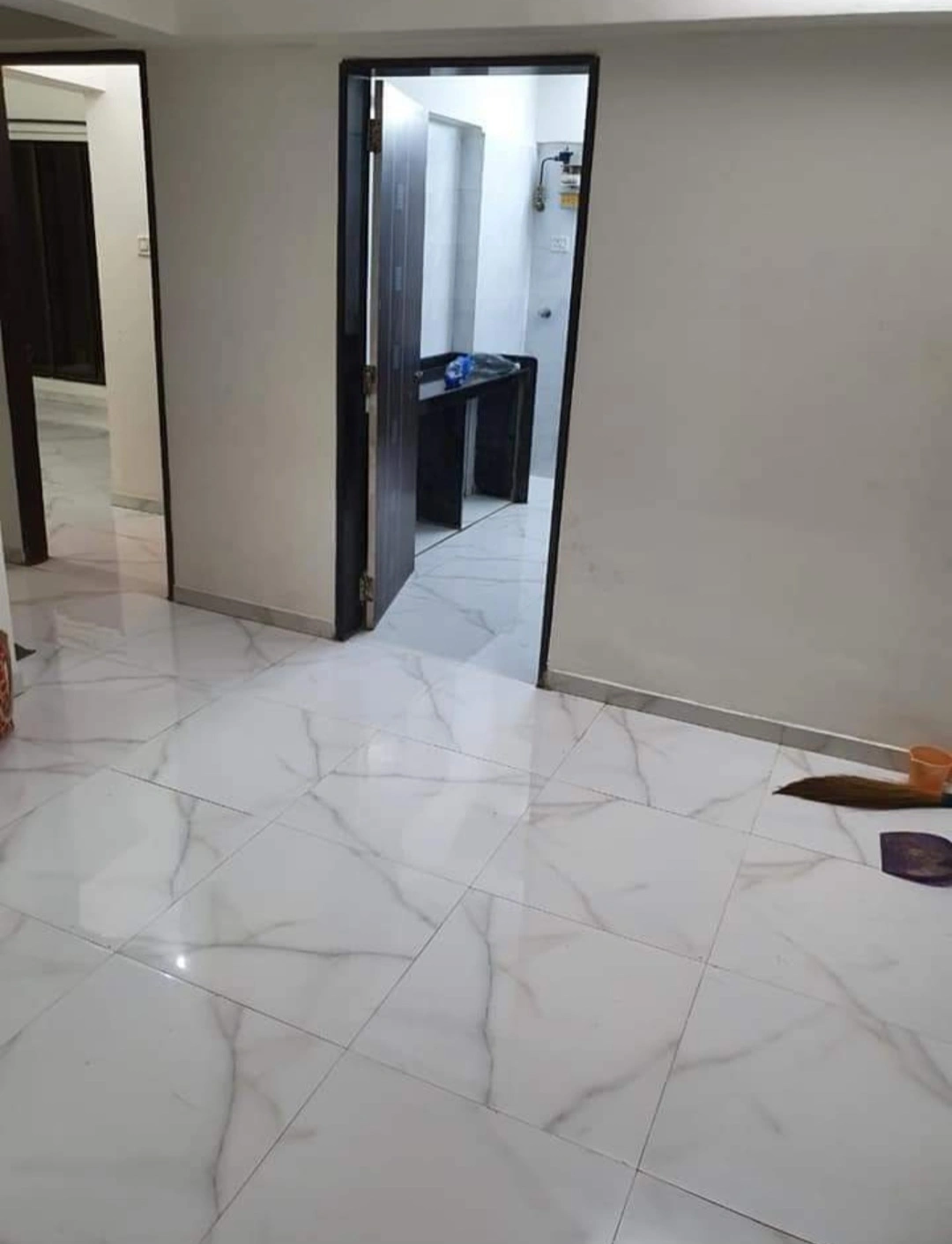 2 BHK Flat for Rent in Rohit Tower, Malad West
