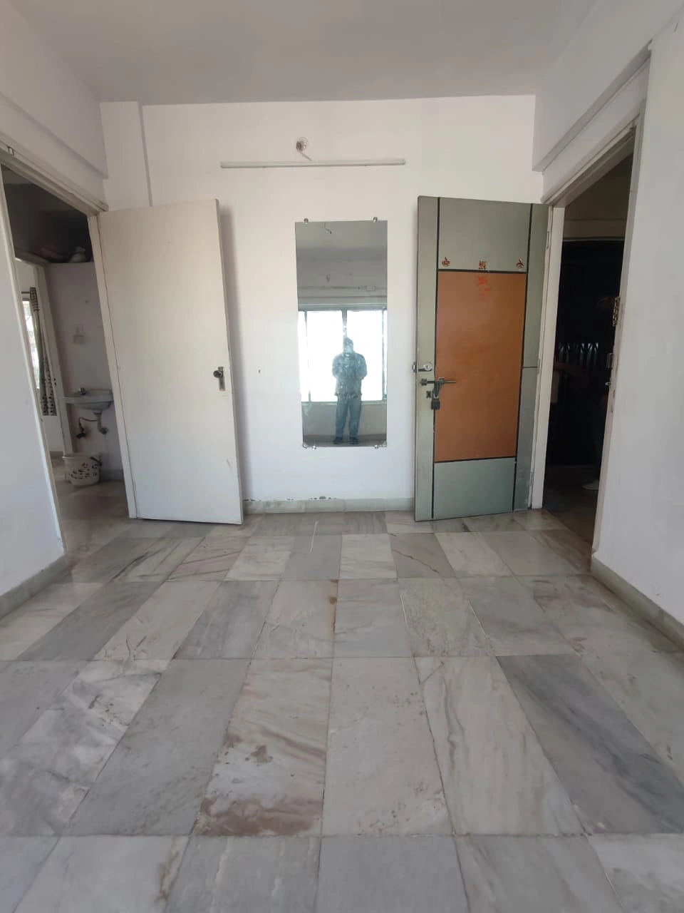 1 BHK Flat for Rent in Blue Pearl Society, Malad West