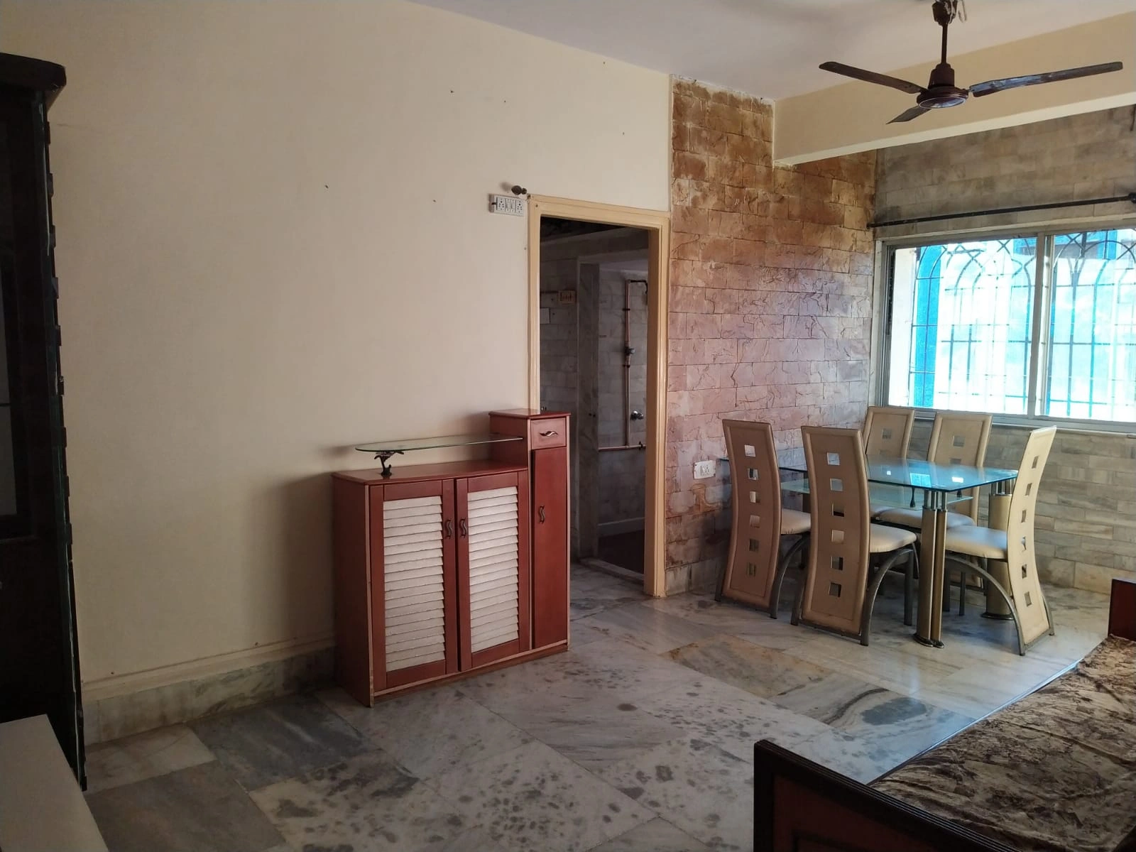 1 BHK Flat for Rent in Link Palace Society, Malad West