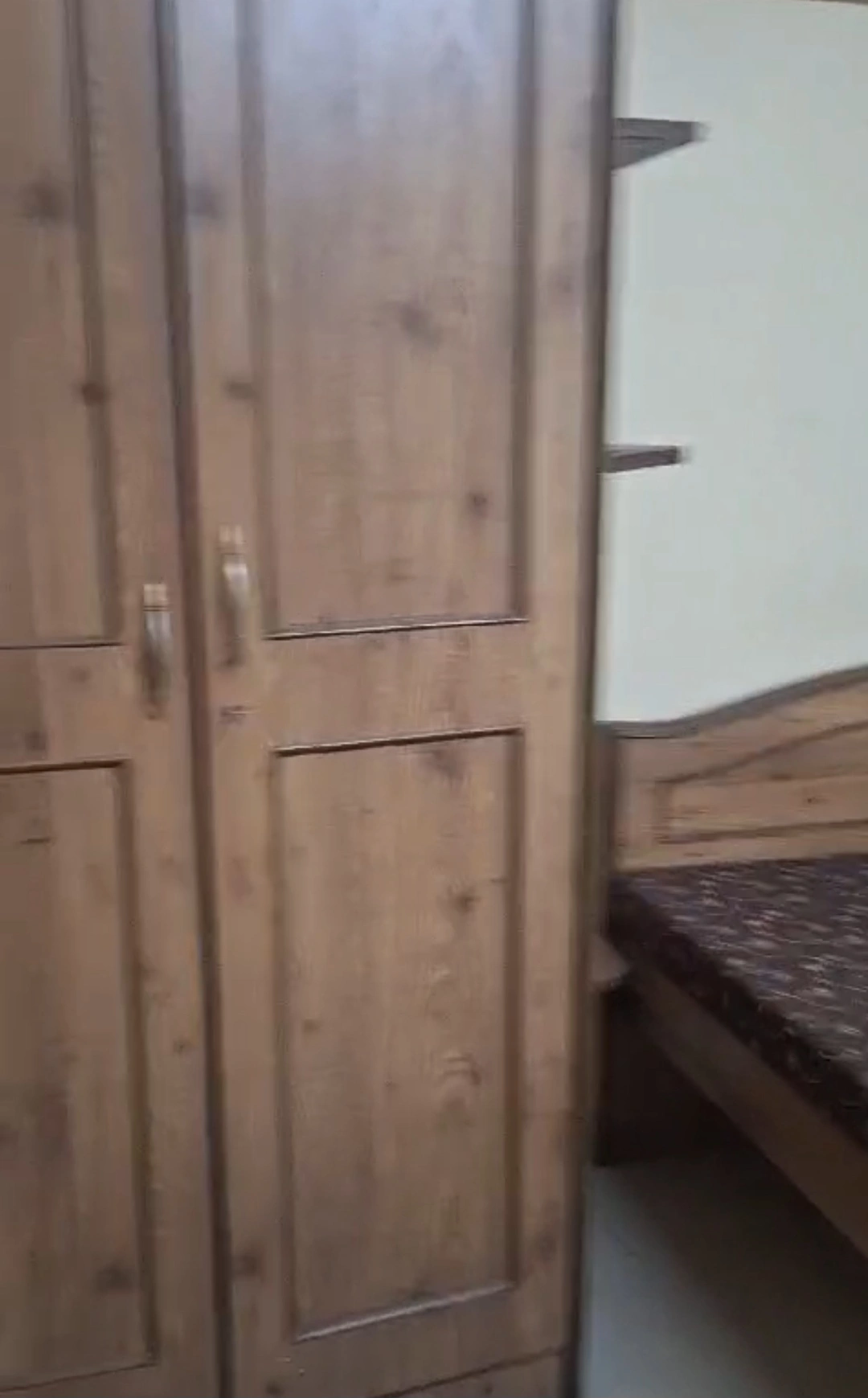 1 BHK Flat for Rent in Keshav Shrusti Apartment, Malad West