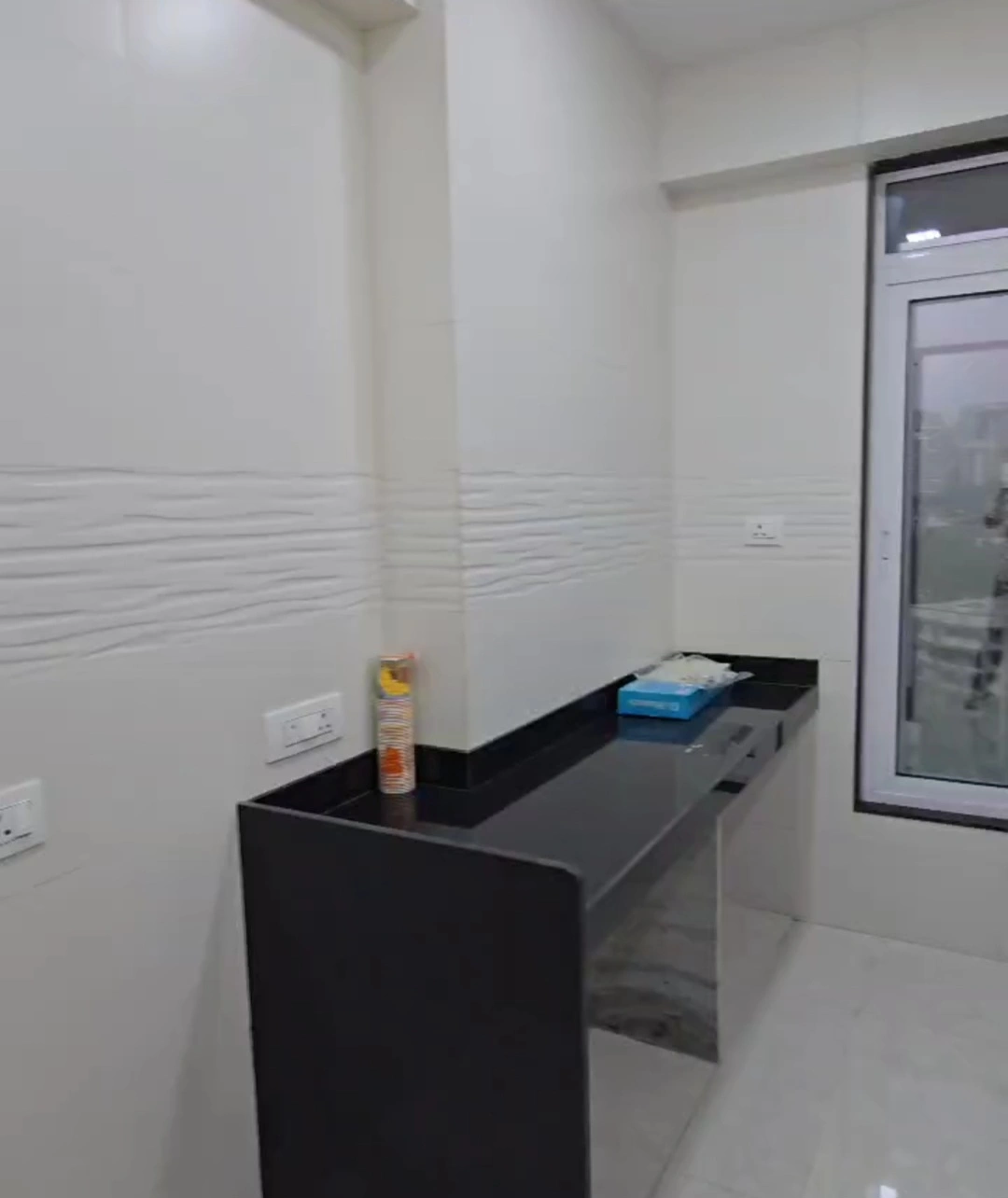 2 BHK Flat for Rent in Triumph Tower, Malad West