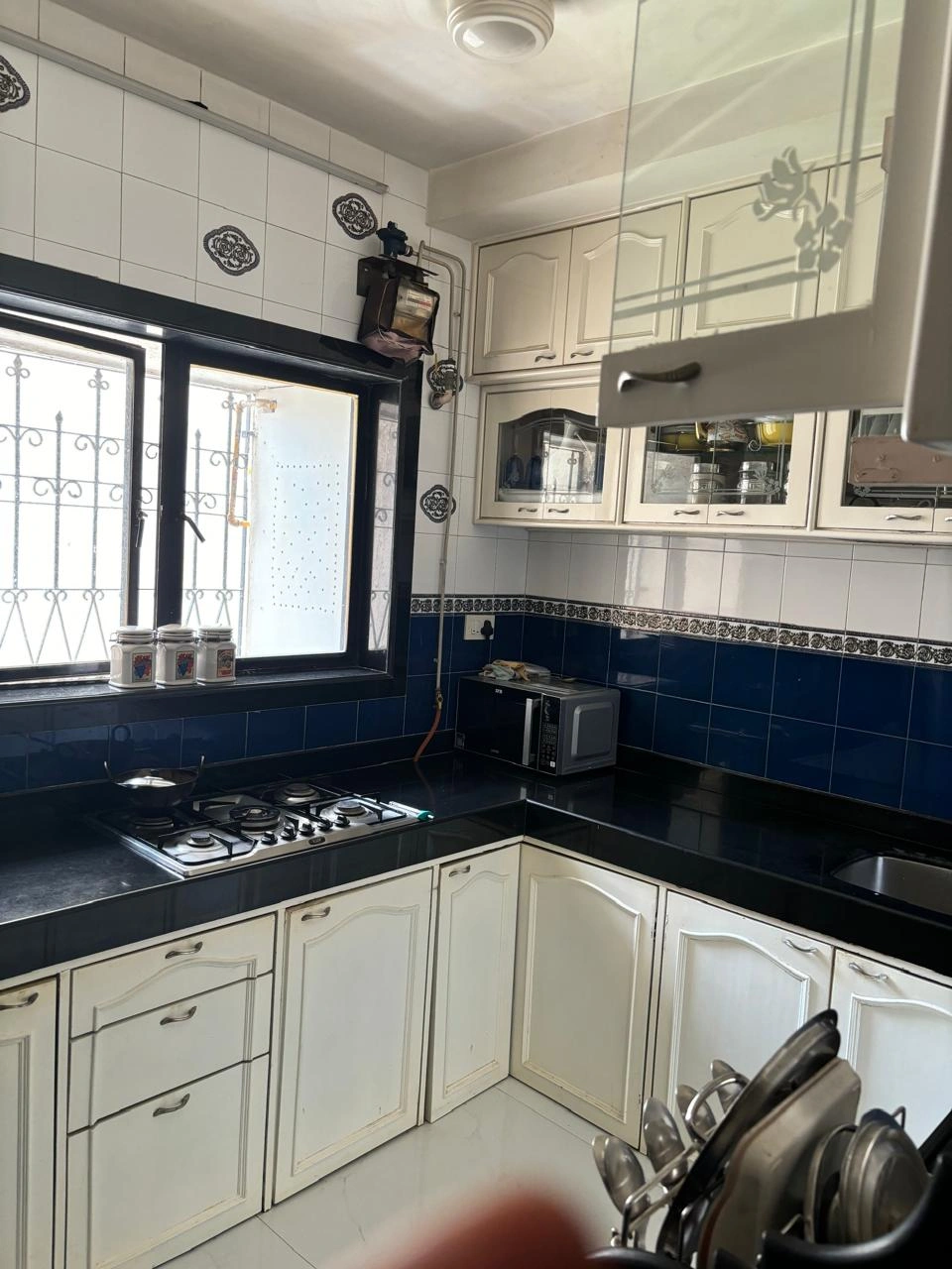 3 BHK Flat for Rent in Velentine Tower, Goregaon East