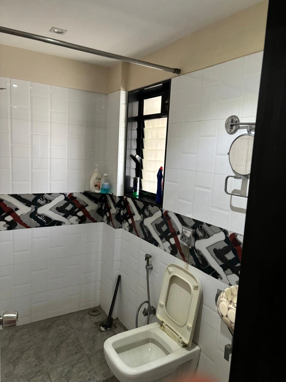 3 BHK Flat for Rent in Velentine Tower, Goregaon East