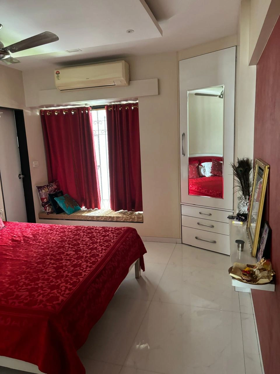 3 BHK Flat for Rent in Velentine Tower, Goregaon East