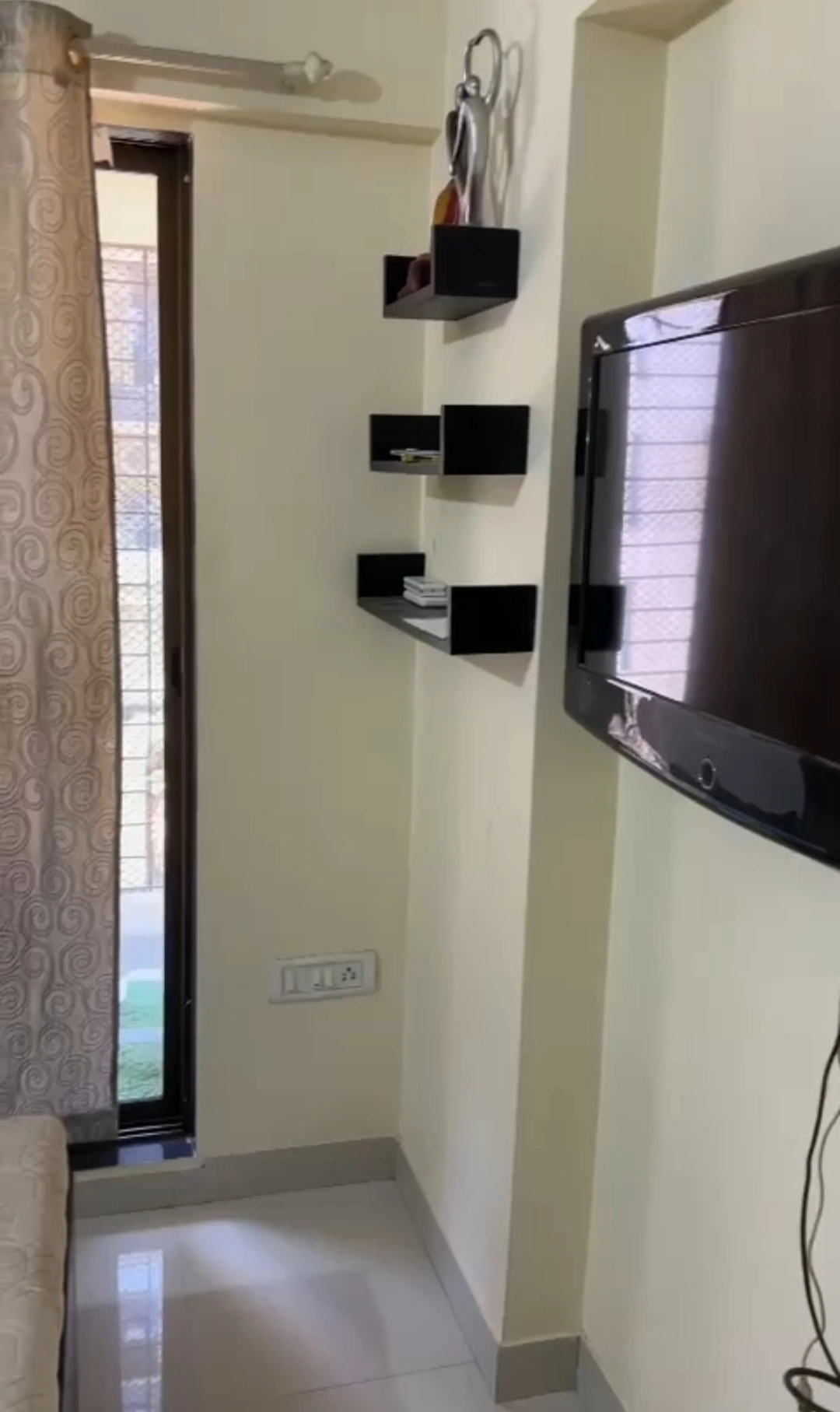 2 BHK Flat for Rent in Sethia Green View , Goregaon West