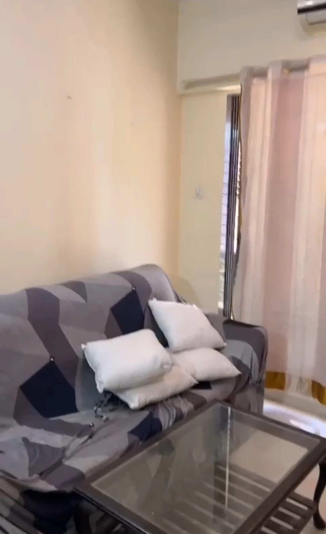 2 BHK Flat for Rent in Sethia Green View , Goregaon West