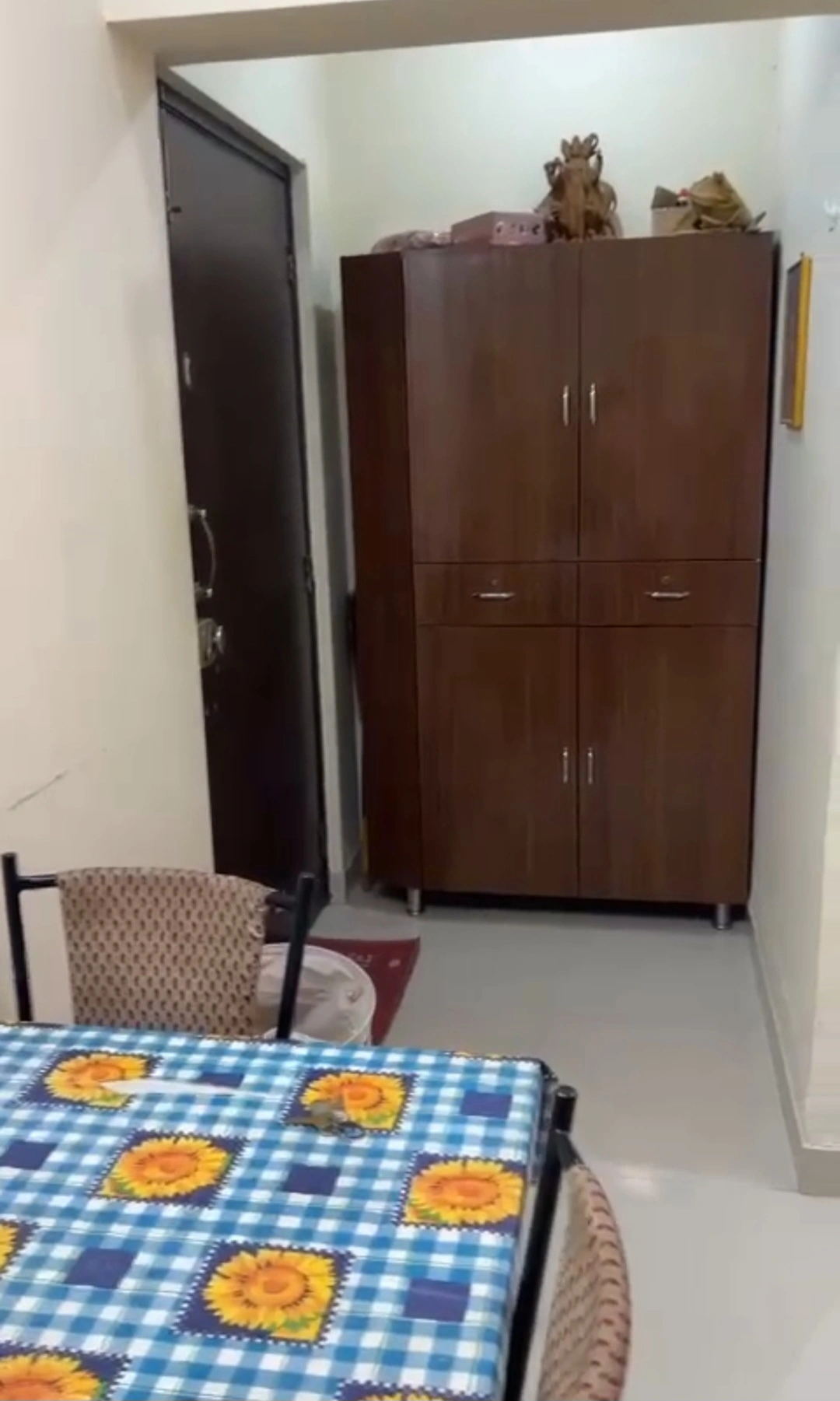 2 BHK Flat for Rent in Sethia Green View , Goregaon West