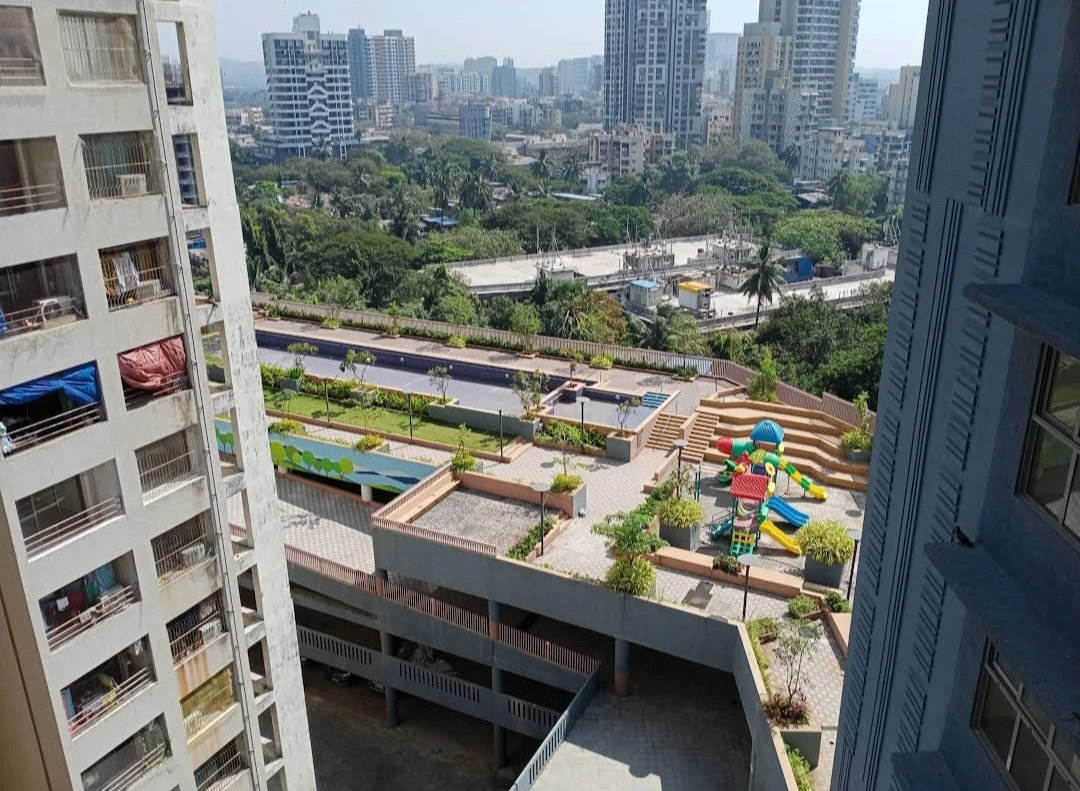 2 BHK Flat for Rent in Anmol Fortune Tower, Goregaon West