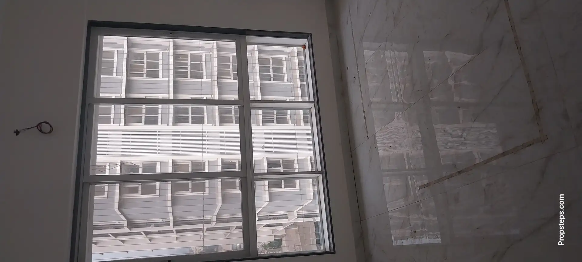 2 BHK Flat for Rent in Trident Tower, Goregaon West