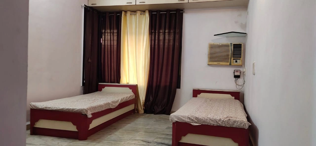 Double Sharing Room Boys only Flat for PG in China Link, Malad West
