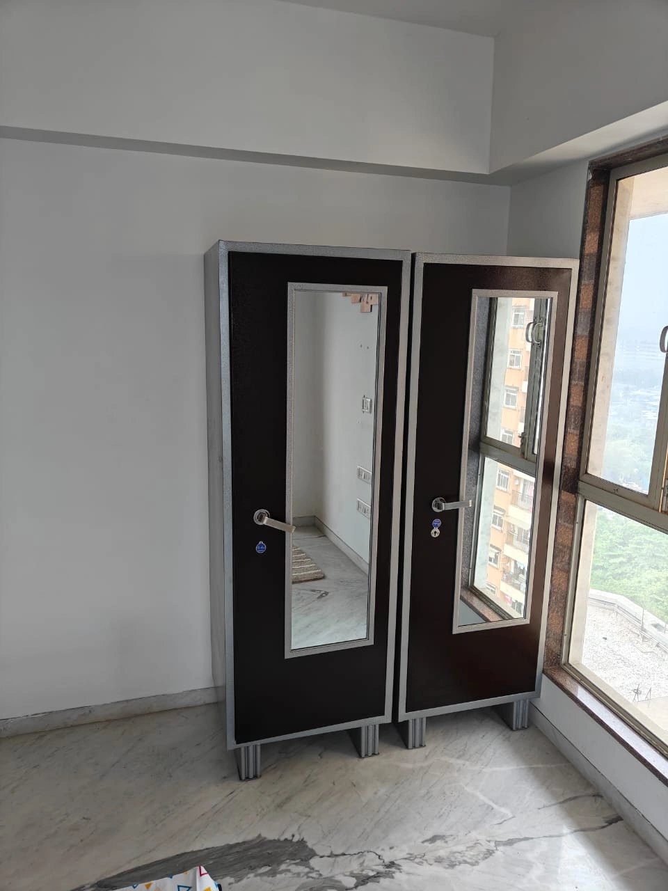Double Sharing Room Boys only Flat for PG in Western Woods Tower , Malad East