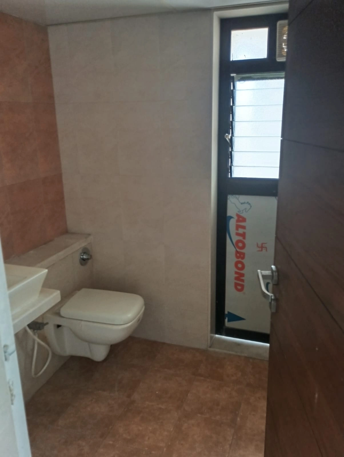 Double Sharing Room Girls only Flat for PG in Monal Apartment , Malad East