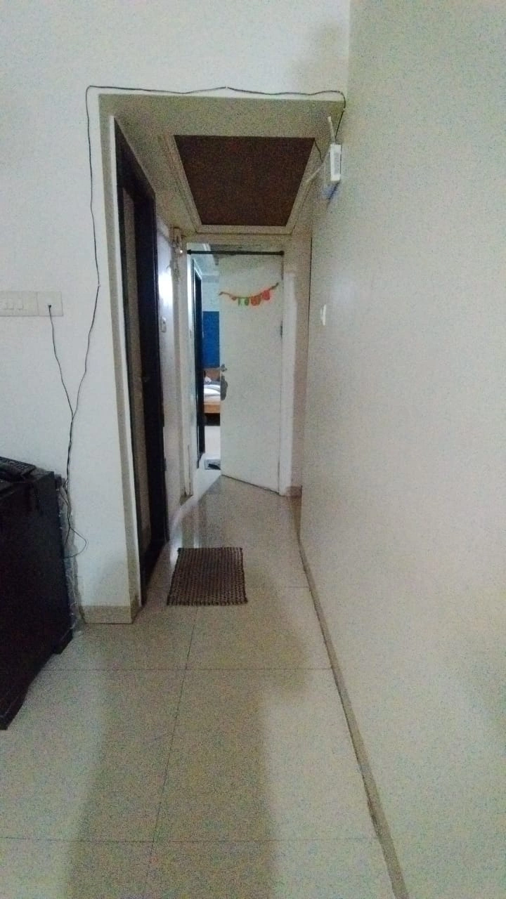 3 BHK Flat for Rent in Mahindra Gesco Society, Goregaon West