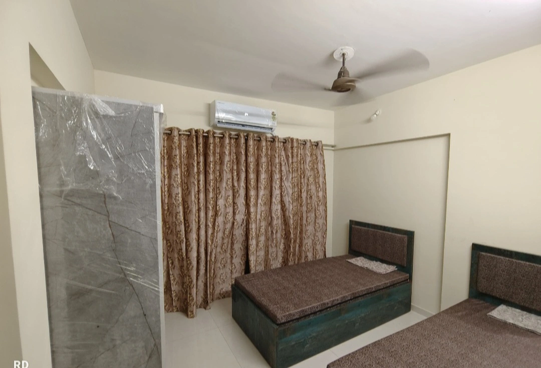 Double Sharing Room Girls only Flat for PG in Athena Tower, Goregaon West