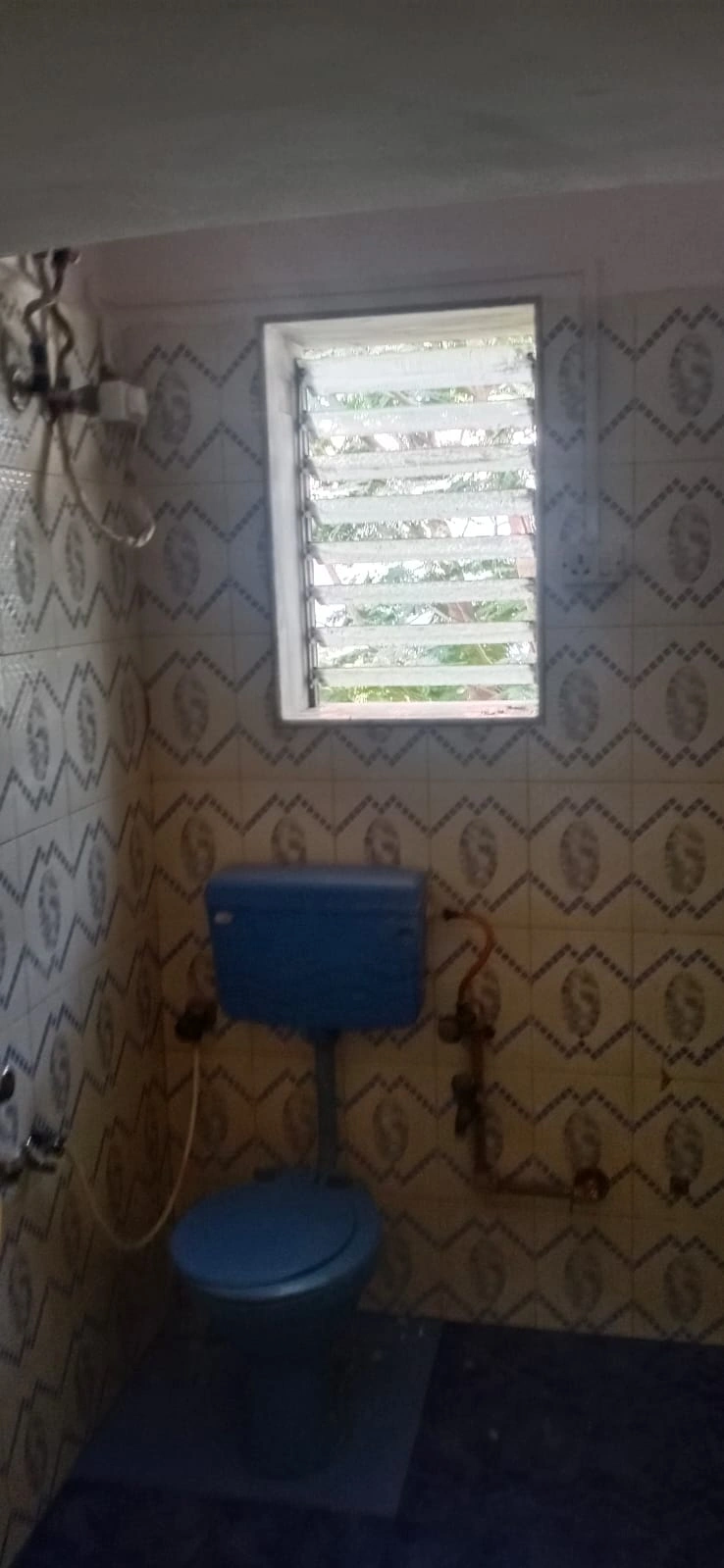 2 BHK Flat for Rent in Jal Nidhi Society, Goregaon West