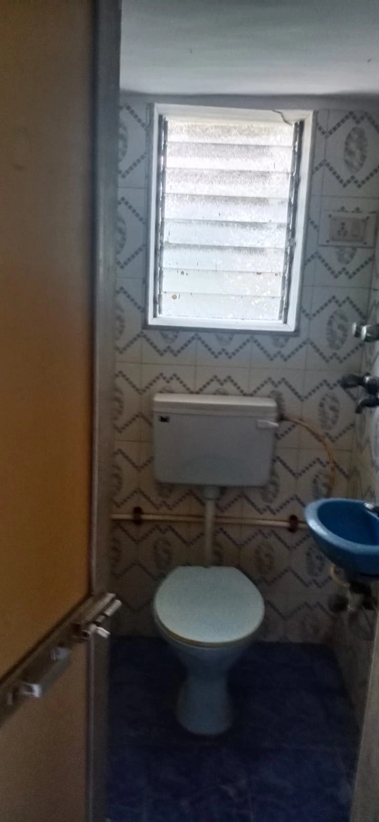 2 BHK Flat for Rent in Jal Nidhi Society, Goregaon West