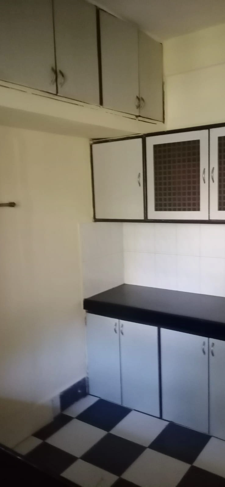2 BHK Flat for Rent in Jal Nidhi Society, Goregaon West