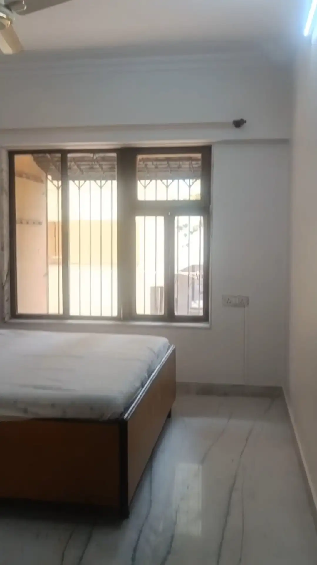 3 BHK Flat for Rent in Royal Samrat Society, Goregaon West