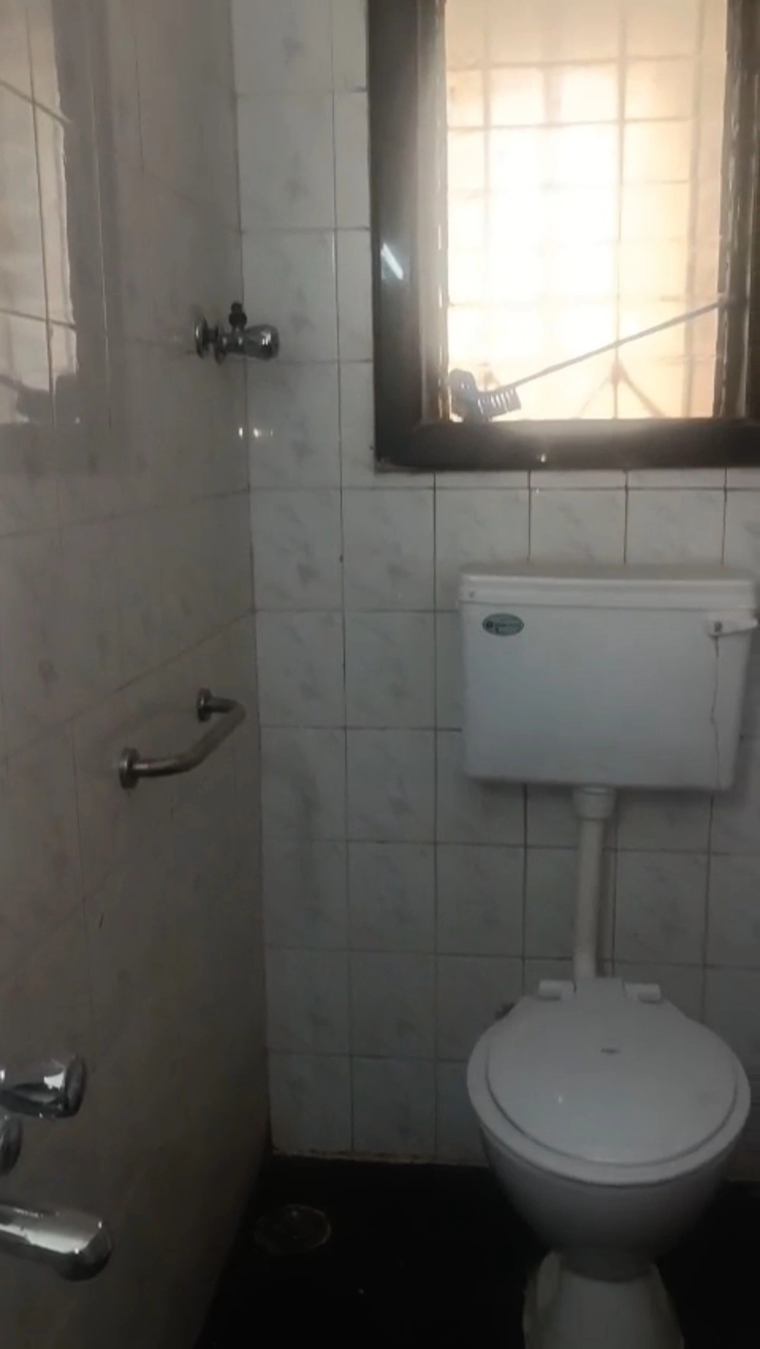 3 BHK Flat for Rent in Royal Samrat Society, Goregaon West