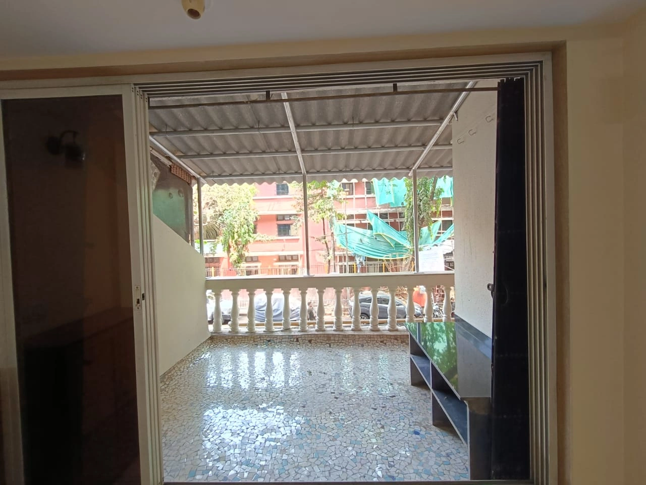 2 BHK Flat for Rent in Galaxy Classic Society, Goregaon West