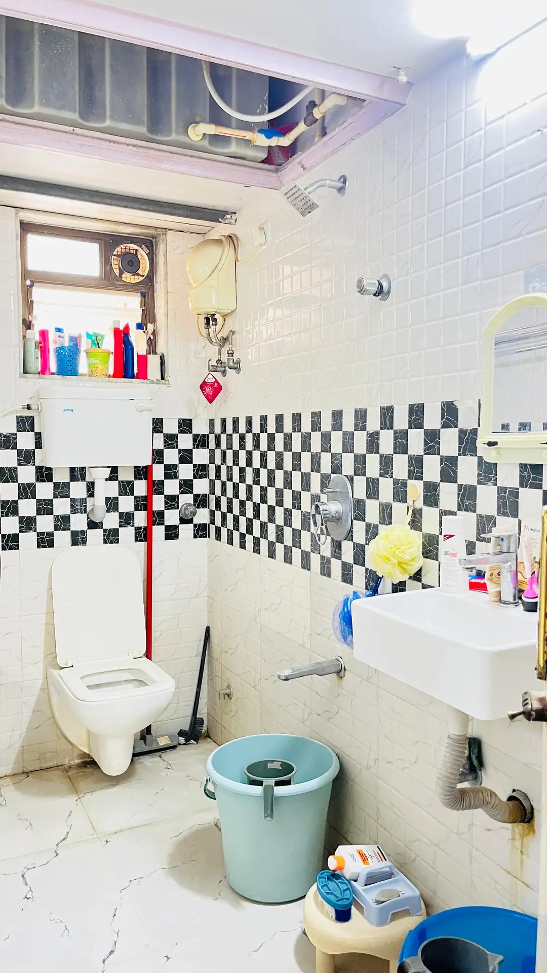 Double Sharing Room Girls only Flat for PG in Nandan Van, Malad East