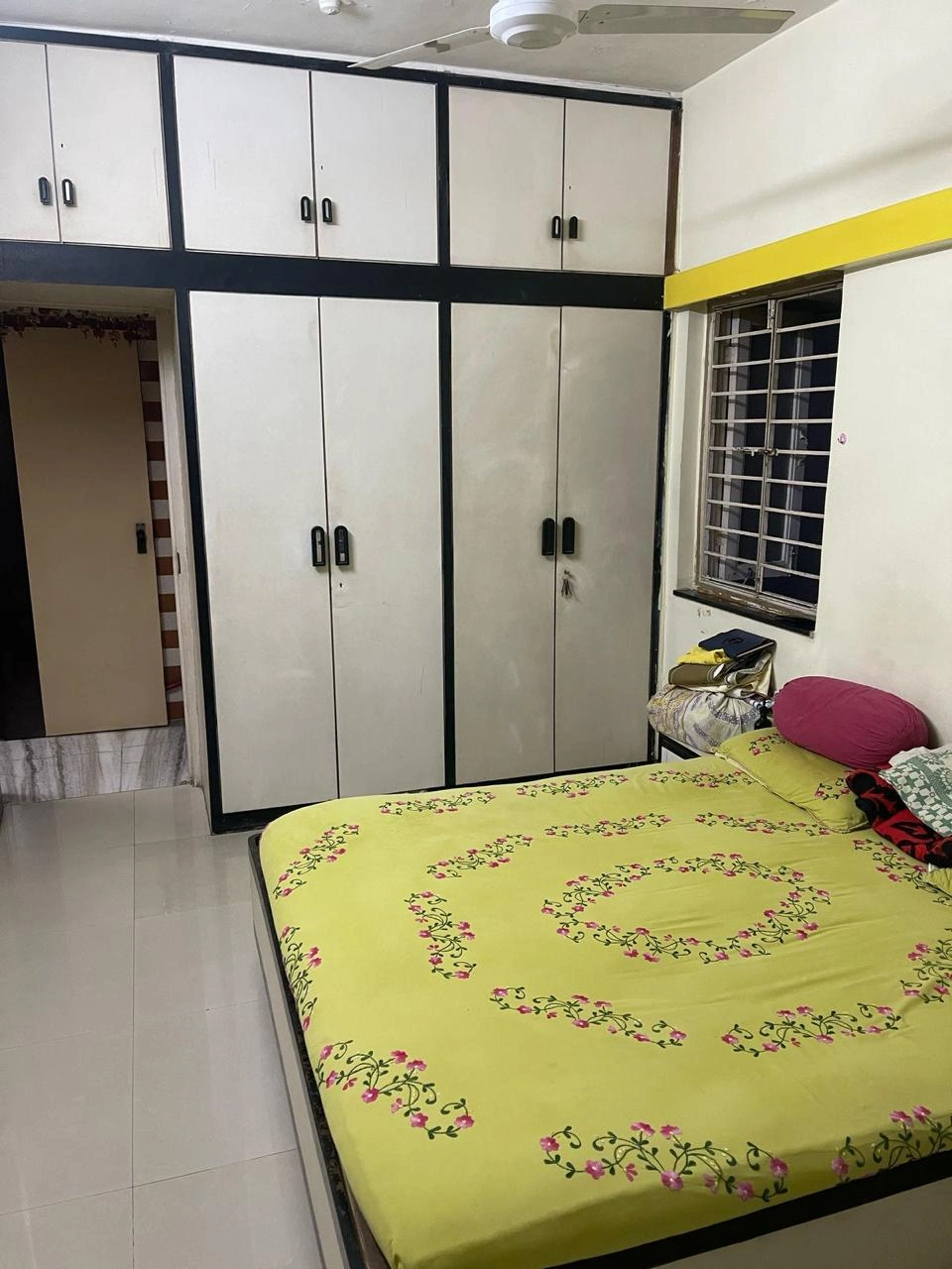 2 BHK Flat for Rent in Hira Apartment , Goregaon West