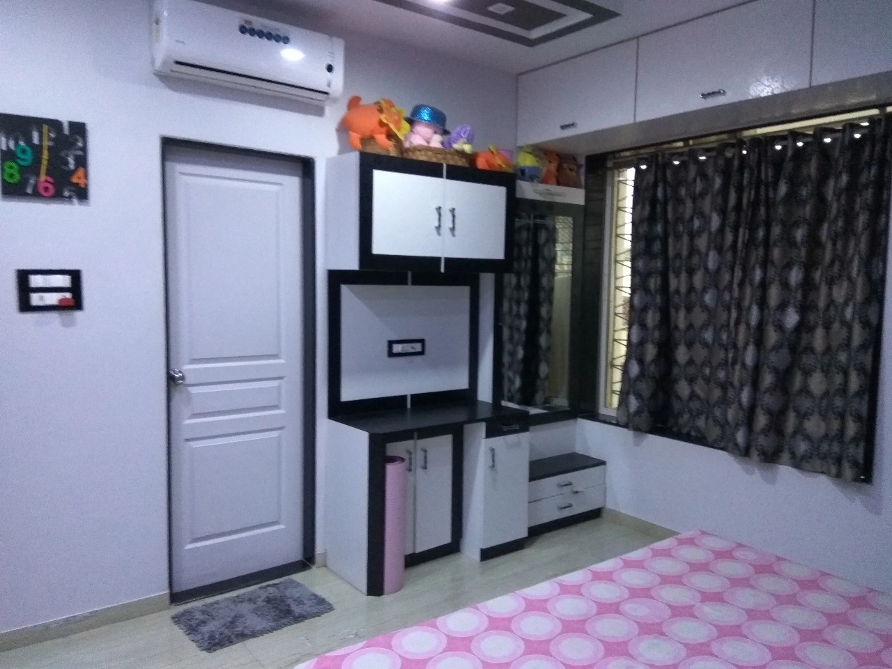 3 BHK Flat for Rent in Bahttad Society, Goregaon West