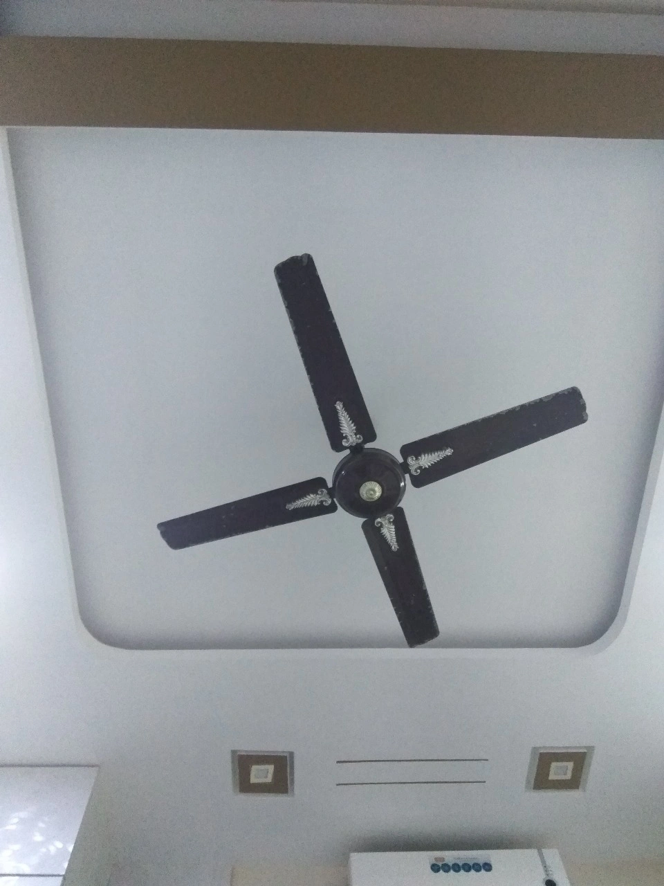 3 BHK Flat for Rent in Fressia Rani Billo, Malad East