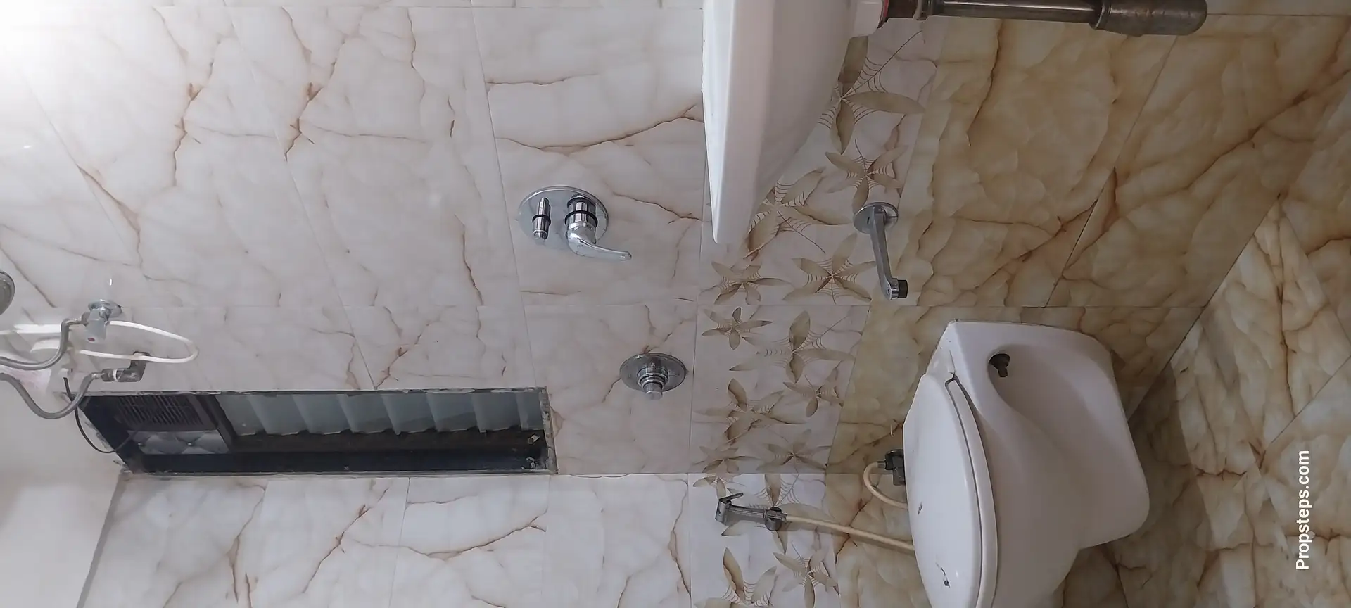 2.5 BHK Flat for Rent in Sethia Link View, Goregaon West