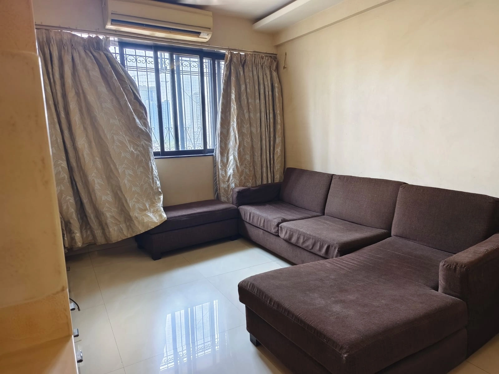 2 BHK Flat for Sale in Ankur Apartment , Goregaon West