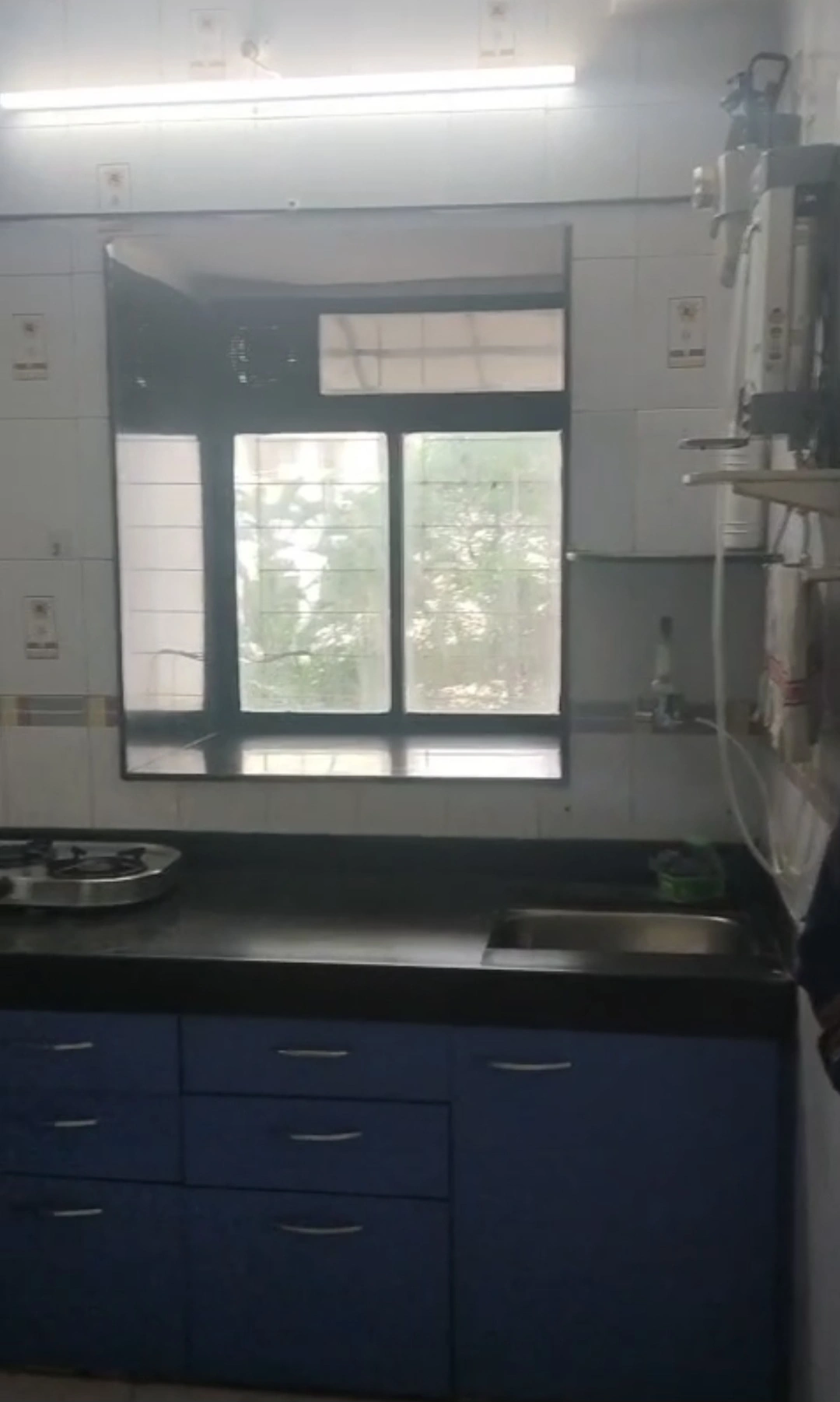 1 BHK Flat for Rent in Blue Diamond Society, Malad West