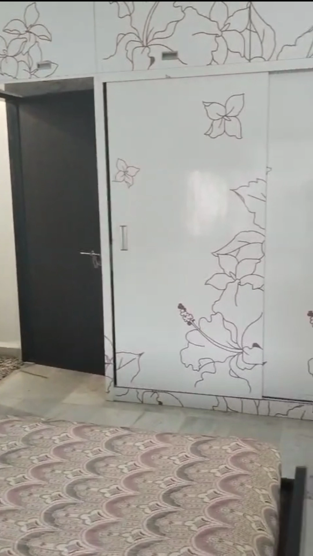 1 BHK Flat for Rent in Blue Diamond Society, Malad West