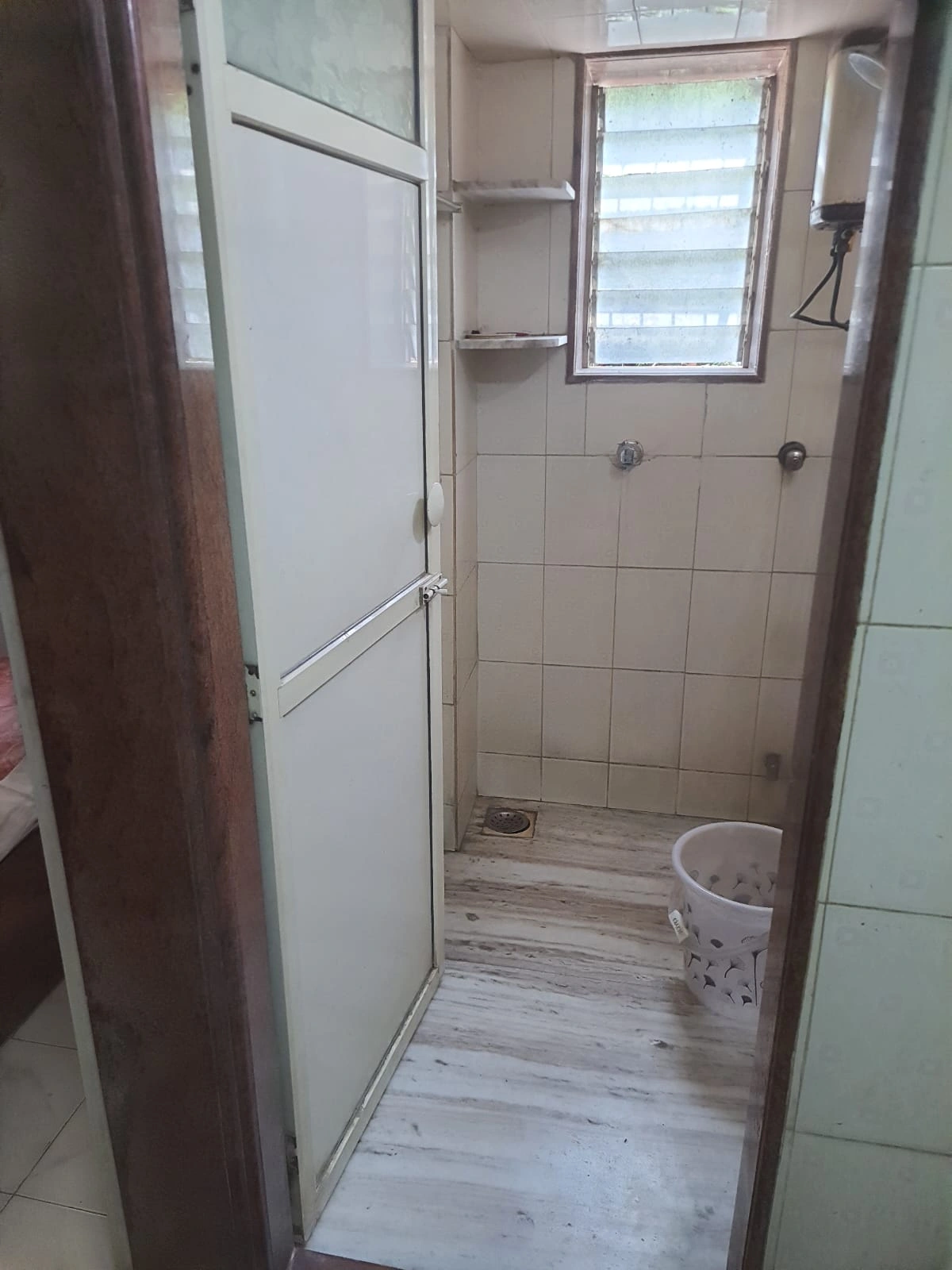 2 BHK Flat for Rent in Hira Apartment , Goregaon West