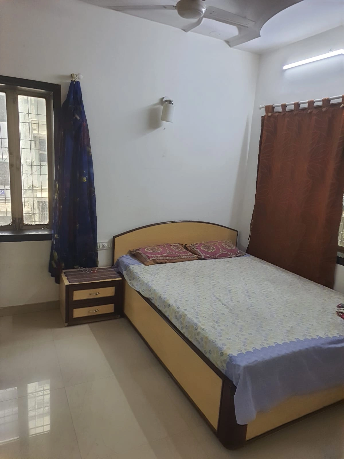 2 BHK Flat for Rent in Hira Apartment , Goregaon West