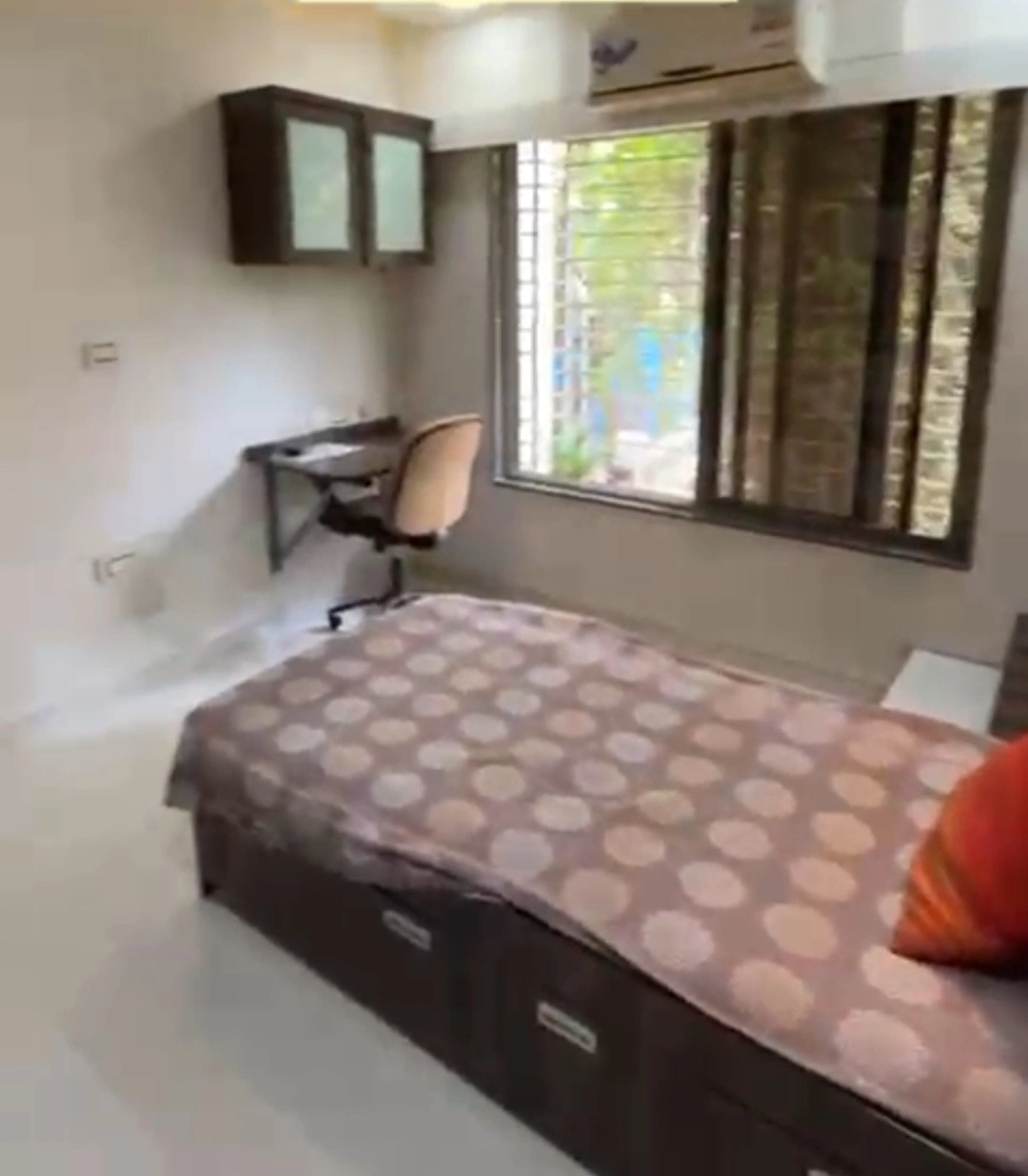 3 BHK Flat for Rent in Manav Mandir Society, Goregaon West
