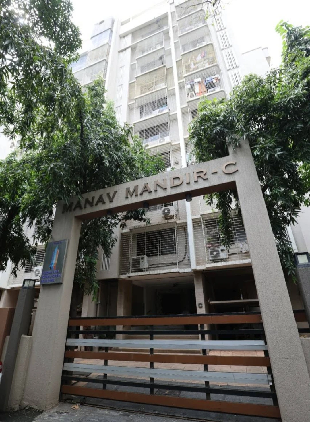 3 BHK Flat for Rent in Manav Mandir Society, Goregaon West