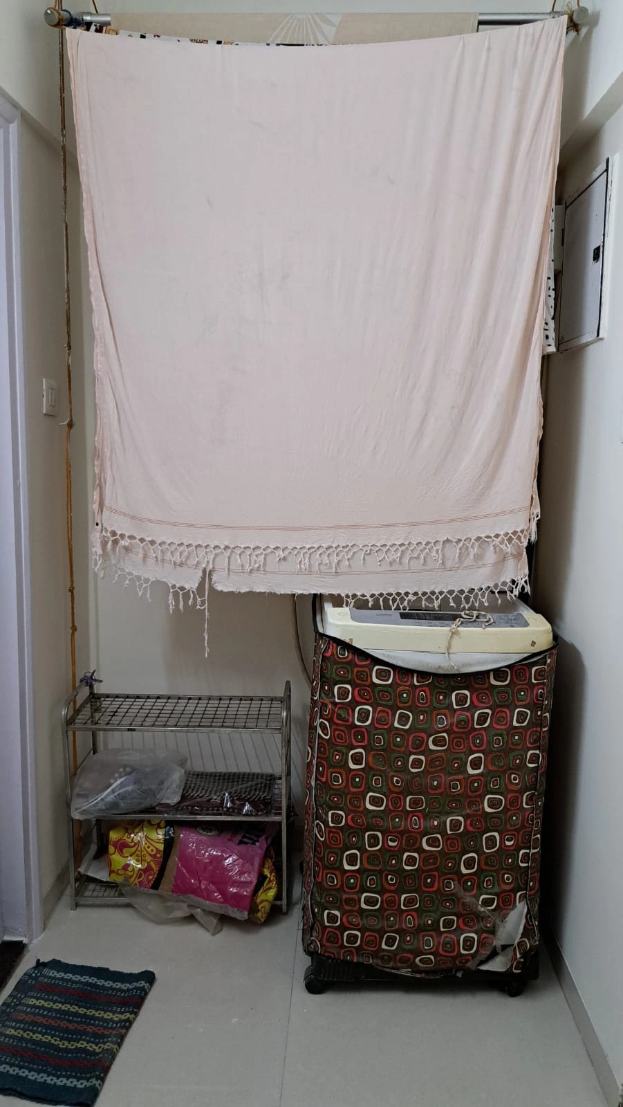 2 BHK Flat for Rent in Prashant Niwas, Goregaon East