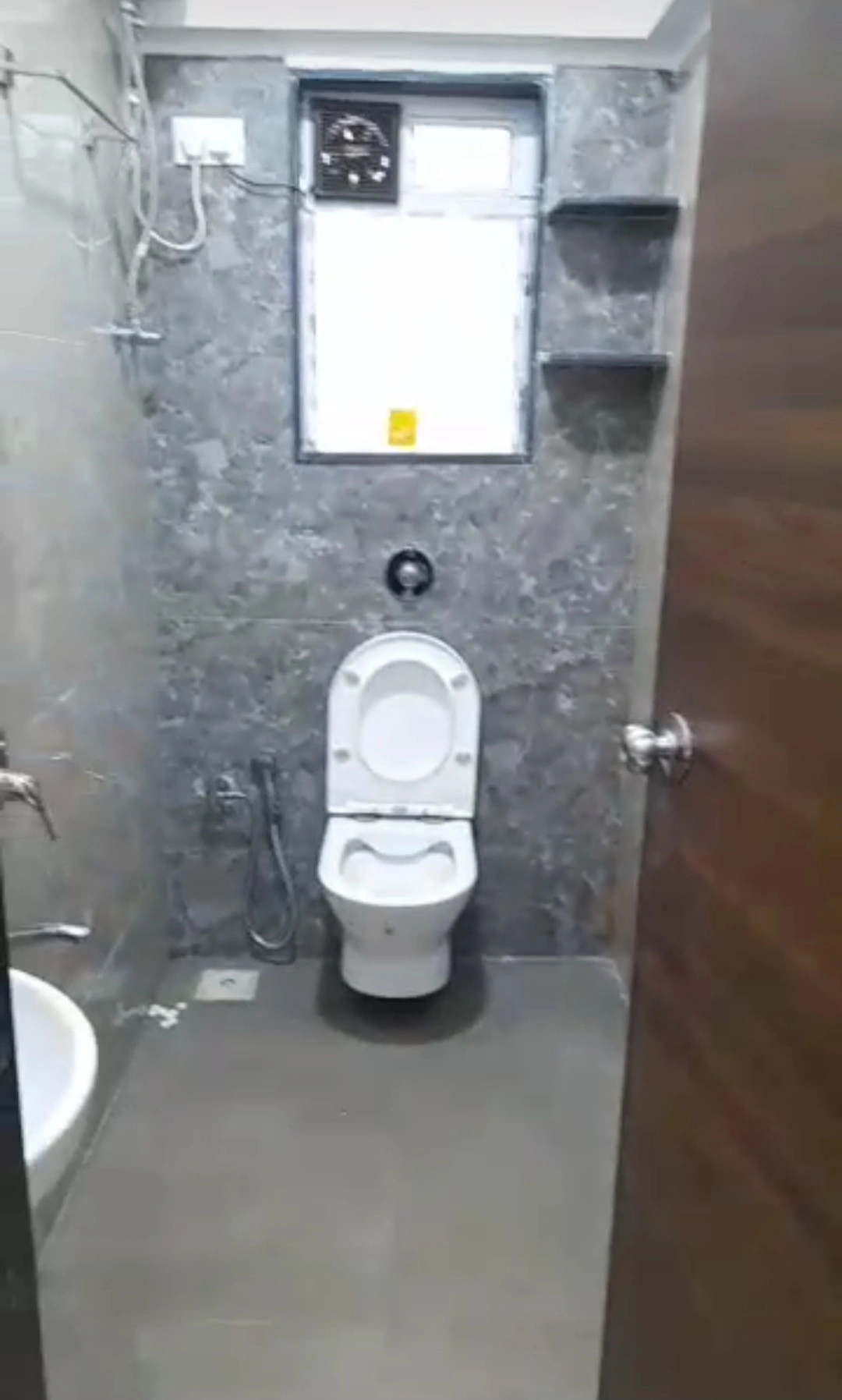 1 BHK Flat for Rent in LT Road No2, Goregaon West