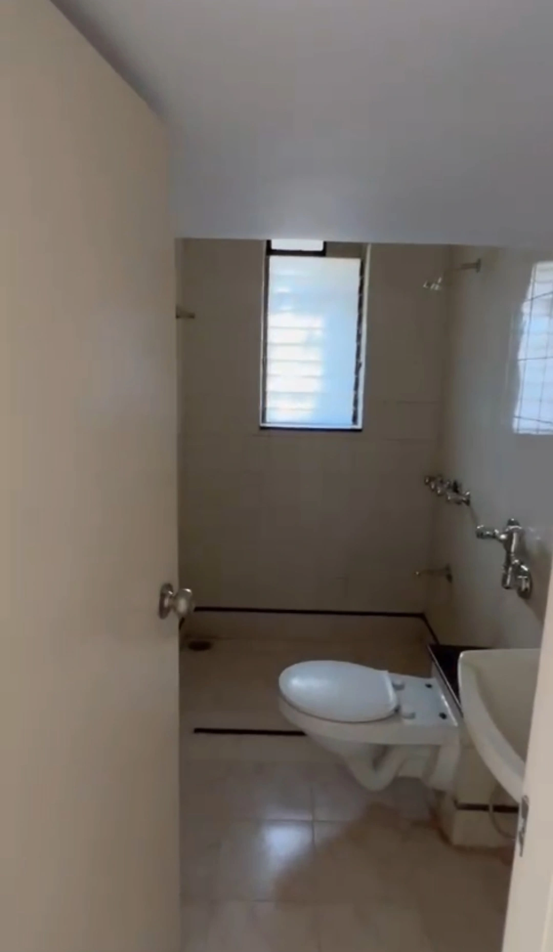 2 BHK Flat for Rent in Ankur Apartment , Goregaon West