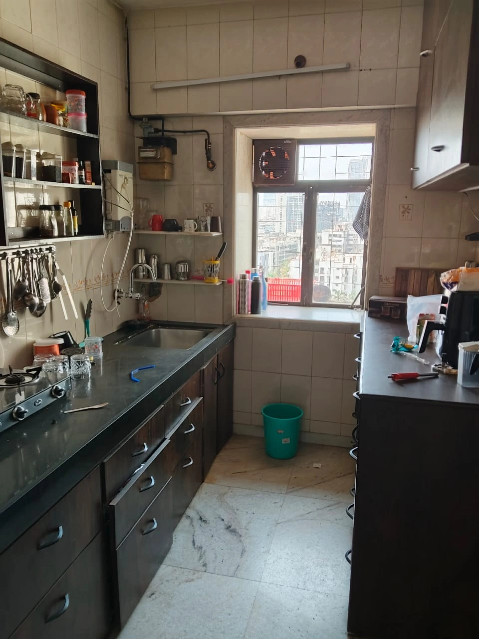1 BHK Flat for Rent in Acme Enclave Complex, Malad West