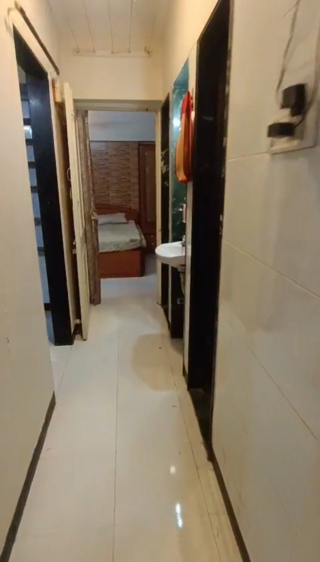 1 BHK Flat for Rent in Shastri Nagar, Goregaon West