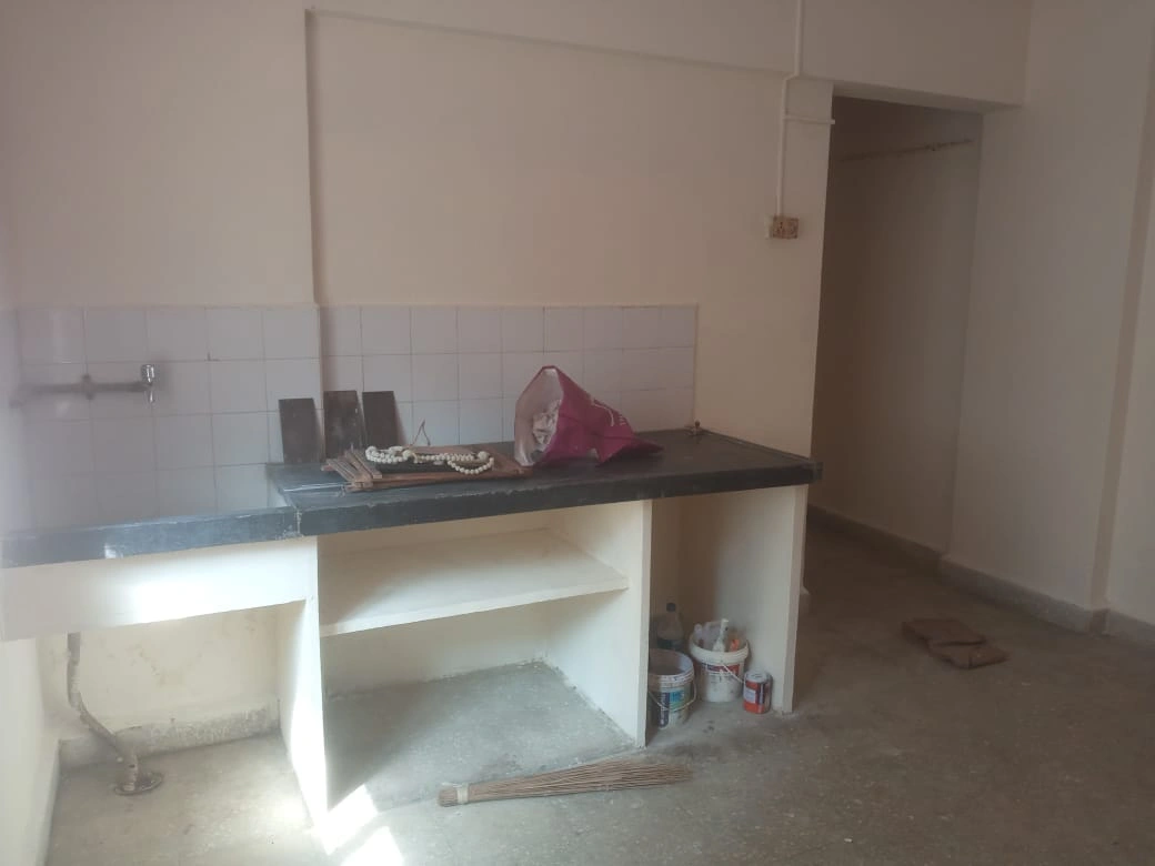 Studio apt Flat for Rent in Patidar Society , Malad West